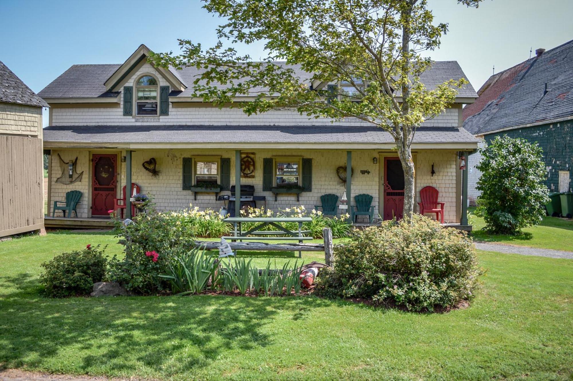 Bugaboo Cottages Summerside Exterior photo