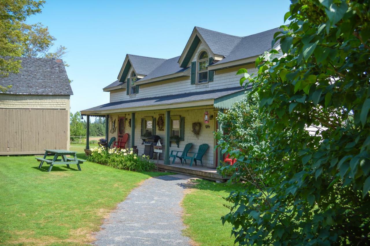 Bugaboo Cottages Summerside Exterior photo