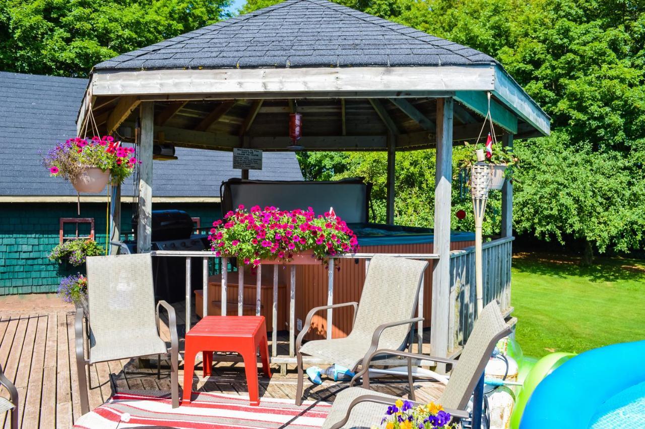 Bugaboo Cottages Summerside Exterior photo